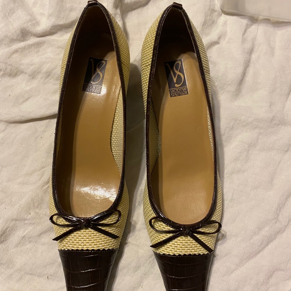 Victoria Spenser “spectator” pump brown & cream